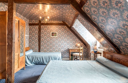 Argeles Gazost Hotel | Logis Hôtel Beau Site