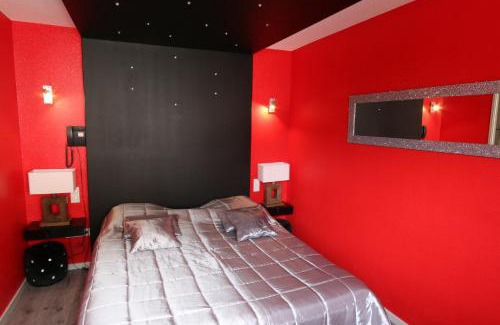 Montmarault Hotel | Logis Hôtel Centrotel et Spa Bulles d'Allier