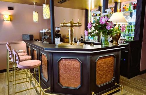 Pays-de-Belves Hotel | Logis Hôtel Le Boudoir