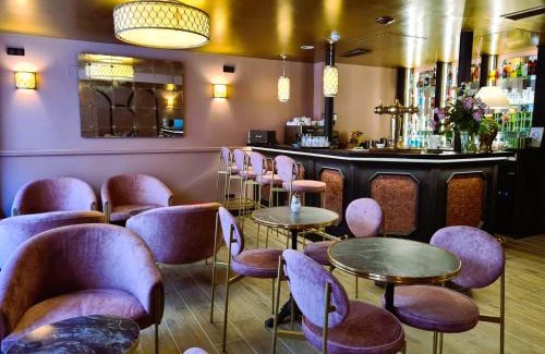 Pays-de-Belves Hotel | Logis Hôtel Le Boudoir