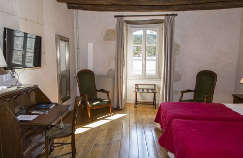 Yzeures-sur-Creuse Hotel | Logis Hôtel Restaurant Relais de la Mothe
