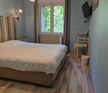 Cazilhac Hotel | Logis Hôtel Restaurant Les Norias