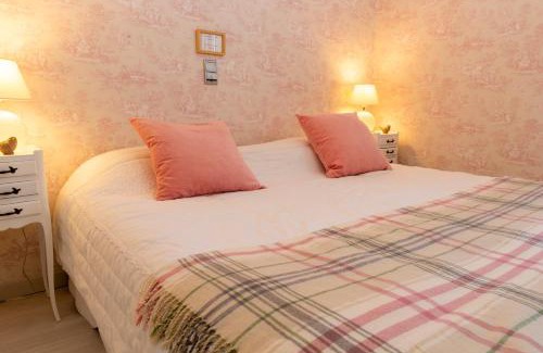 Semblancay Hotel | Logis Hôtels Restaurant La Mère Hamard