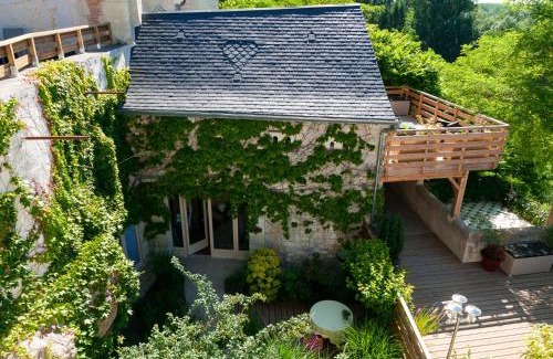 Azay-le-Rideau Hotel | Logis Hôtels Troglododo