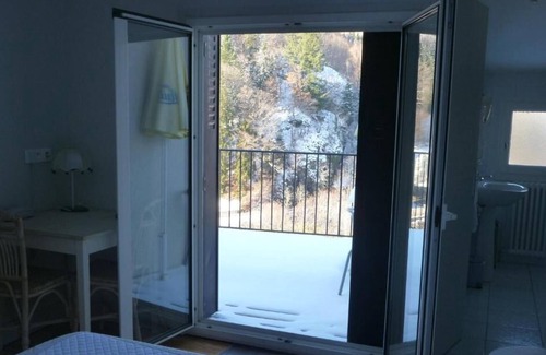 Saint-Cirgues-de-Jordanne Hotel | Logis Hotel Les Tilleuls