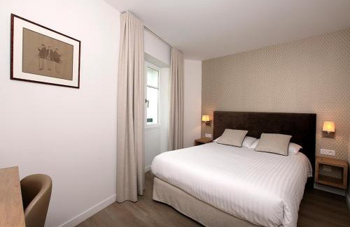 Saint-Pee-sur-Nivelle Hotel | Logis Hotel de la Nivelle