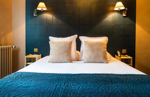 Blere Hotel | Logis Hotel Restaurant Le Cheval Blanc