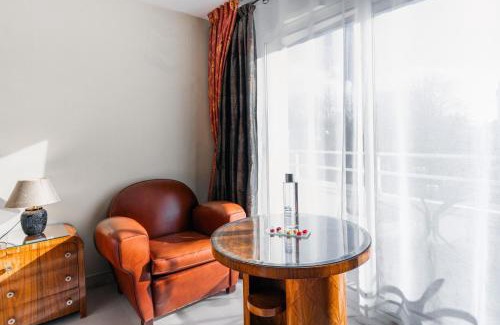 Sainte-Anne-d'Auray Hotel | Logis L'Auberge - Maison Glenn Anna