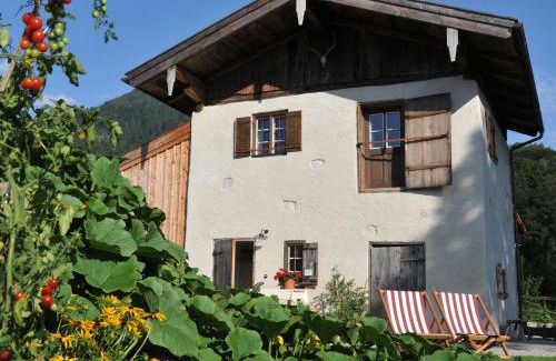 Unterwoessen House | Lohei - Historisches Zuhäusl