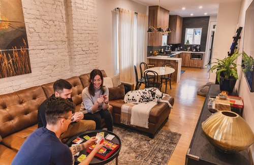 Highland House | LoHi’s Osage Bronze. Walkable to everything, high-end amenities, dog-friendly!