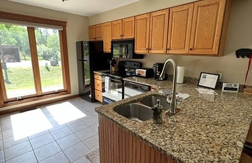 Lutsen House | Lola’s Lodge Ski-In/Ski-Out 3 bedroom Lodge near hiking/golf