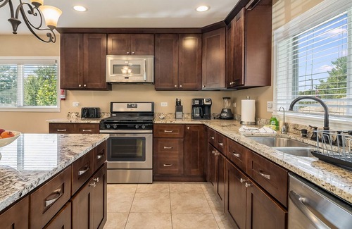 Lombard House | Lombard Rental