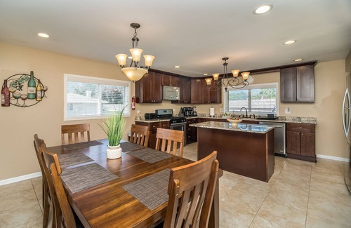 Lombard House | Lombard Rental