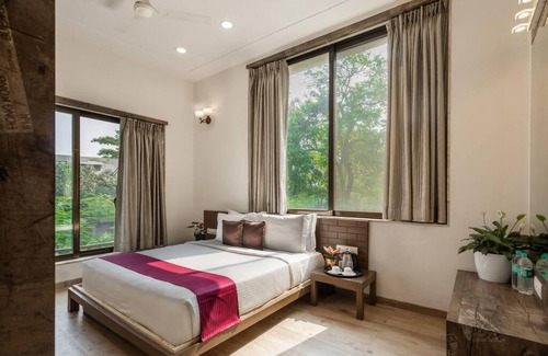Tungarli Apartment | Lonavala 4BHK Private Pool Villa - The Aura by Seven sands