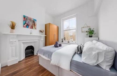 Shaftesbury Apartment | London - 2 Bedroom Flat near Clapham Junction CJ