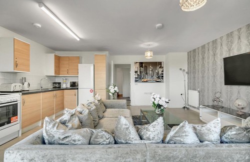 Lansbury Apartment | London City Deluxe 2 Bed Modern Apartment Canary Wharf
