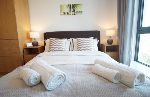 Royal Docks Apartment | London Excel - O2 Arena - London City Airport Superior Apartment