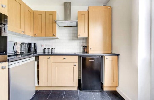 Thames Apartment | London serviced 2-Bed apartmentn