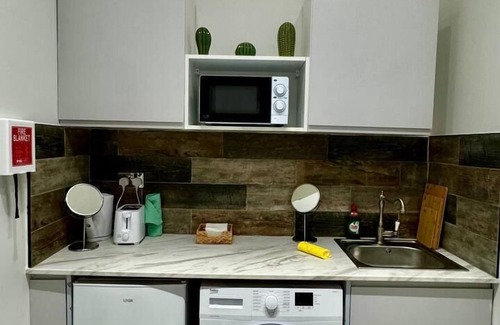 Kings Cross St. Pancras Apartment | London Studio Escape - Grays Inn Road