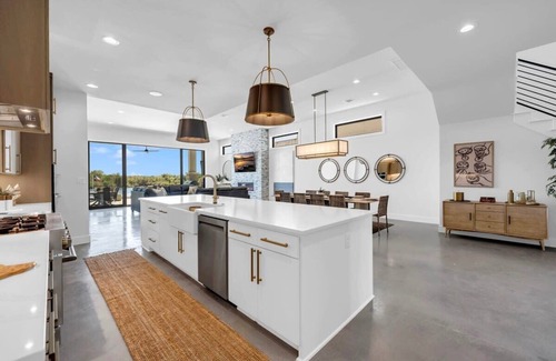 Kingsland House | Lone Star Landing | Concierge Services