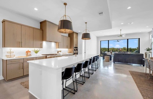 Kingsland House | Lone Star Landing | Concierge Services