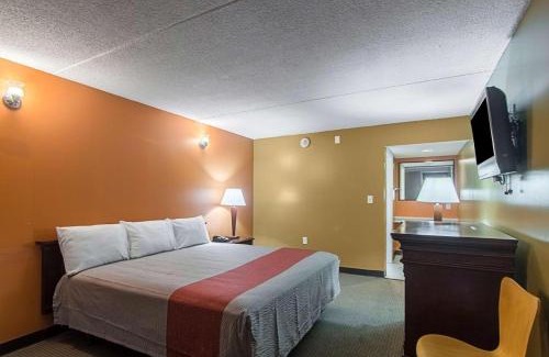 Sherman Hotel | LoneStar Inn and Suites