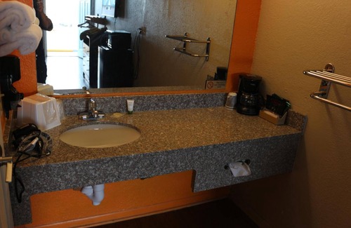 Kerrville Hotel | LoneStar Inn