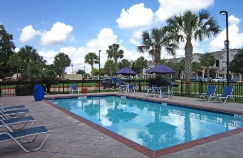 Webster Hotel | LoneStar Suites