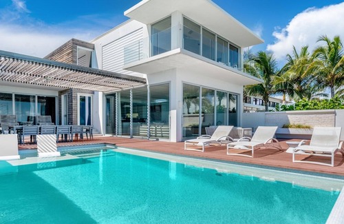 Long Bay Villa | Long Bay Beach Club