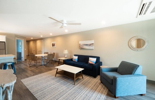 Gloucester Apartment | Long Beach Suites