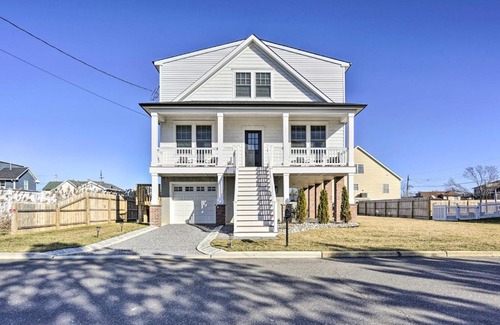 Long Branch House | Long Branch Home Less Than 1 Mi to Beach!