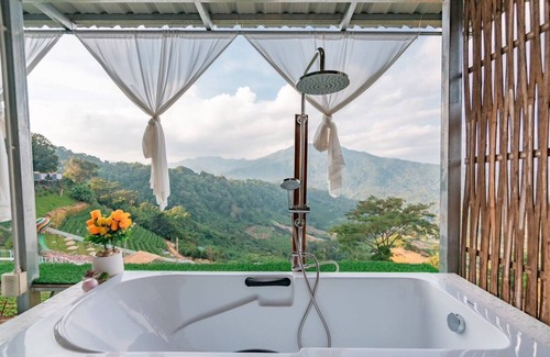 Pong Yaeng Resort | Long hug khao homestay
