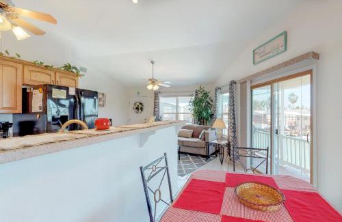 Port Isabel House | Long Island Village Unit 831