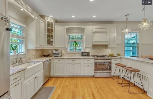 Center Moriches House | Long Island waterfront beauty sleeps up to 12, just minutes from Great South Bay