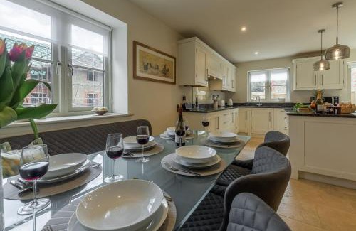 Great Bircham House | Long Meadow