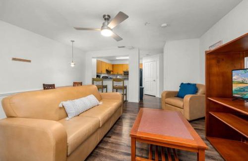 Bearss Plaza Apartment | Long Term Stays Allowed Budget Friendly Pool