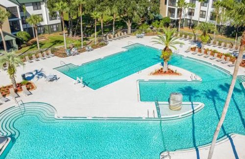 Bearss Plaza Apartment | Long Term Stays Allowed Pet Friendly & Pool