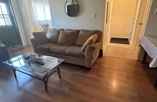 Edmonton Condo | Long Term unit - 2 Bedroom near Transit and Shopping