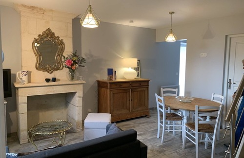 Petit-Palais-et-Cornemps House | Longère, small gîte in the heart of the Saint-Emilion vineyards
