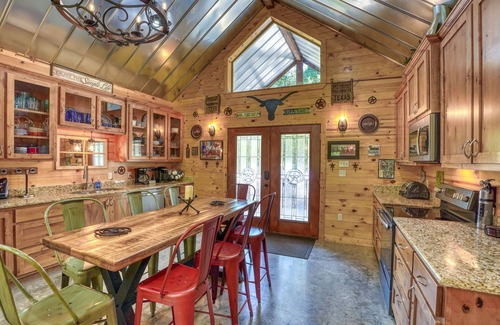 Marble Falls House | Longhorn Cove: Rustic Retreat by the Water Awaits!
