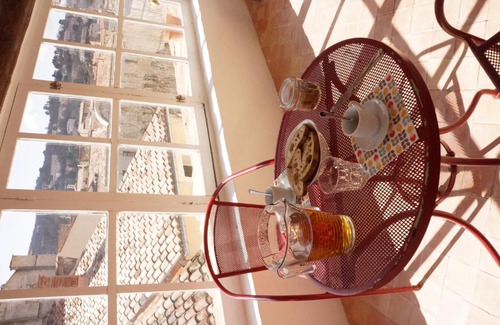 Apt Bed & Breakfast | Longo Mai