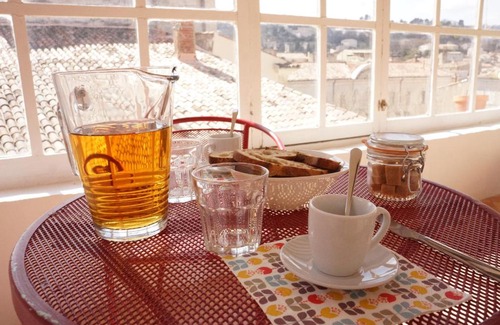 Apt Bed & Breakfast | Longo Mai