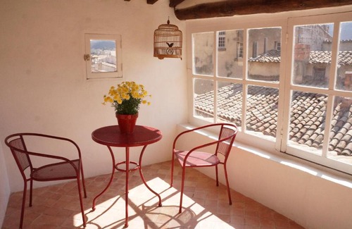 Apt Bed & Breakfast | Longo Mai
