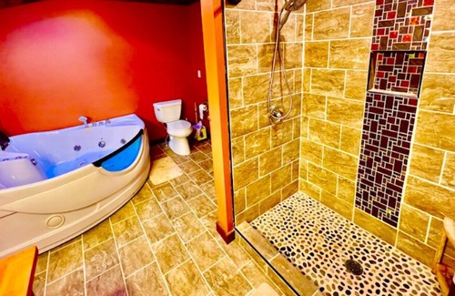 Harpers Ferry Cabin | Longview Lodge w/ Swimming Pond, Waterfalls, and Hot Tub