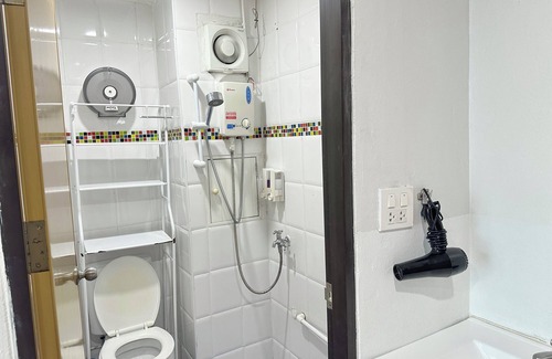 Bang Kho Laem Hotel | Longzhu Guesthouse