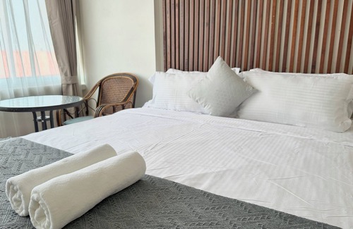 Bang Kho Laem Hotel | Longzhu Guesthouse
