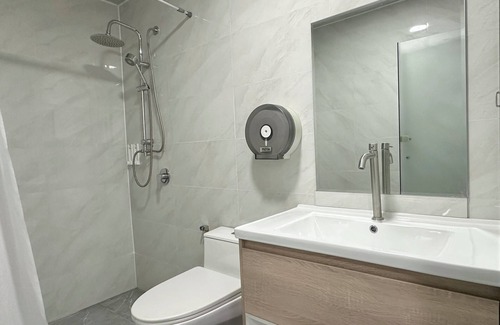 Bang Kho Laem Hotel | Longzhu Guesthouse
