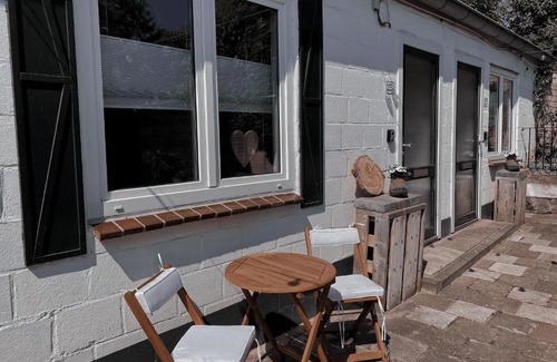 Landgraaf House | Loods 123 bed & kitchen