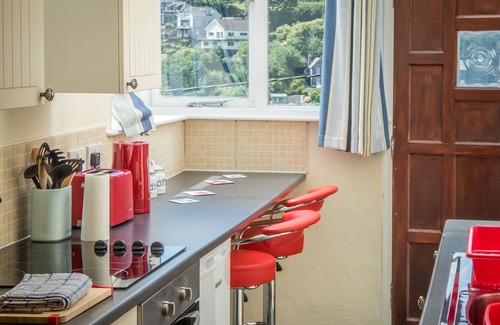 Looe Cottage | Looe Self Catering, Boutique Holiday Cottage Looe with Spectacular Harbour Views