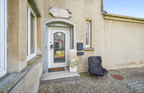 Neugersdorf Apartment | Look forward to a relaxing vacation in this cozy vacation apartment.